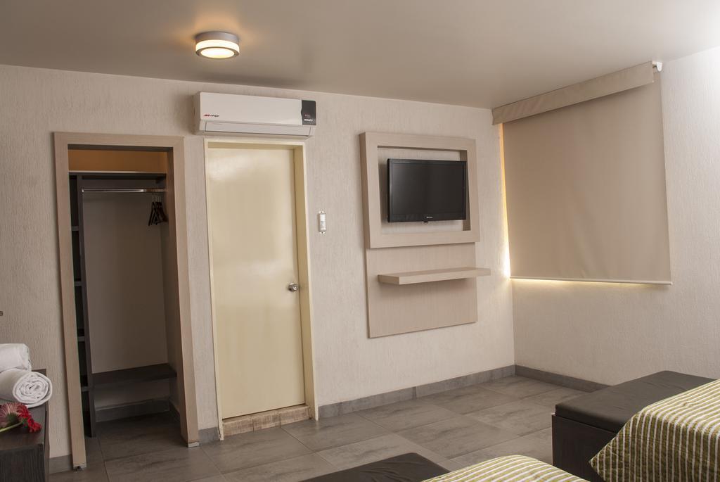 Hotel Expo Abastos グアダラハラ 部屋 写真